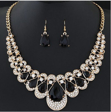 Sparkling Rhinestone Necklace with Earrings Set