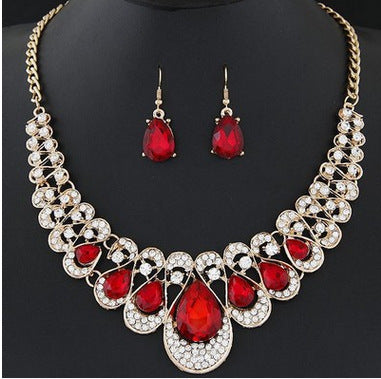 Sparkling Rhinestone Necklace with Earrings Set