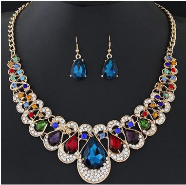 Sparkling Rhinestone Necklace with Earrings Set